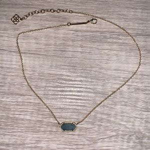 Kendra Scott necklace